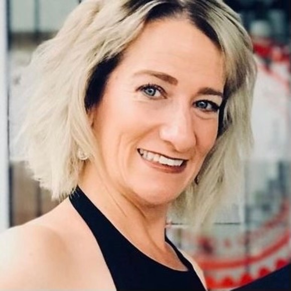 Meet your Posher, Mary - Picture 1 of 1